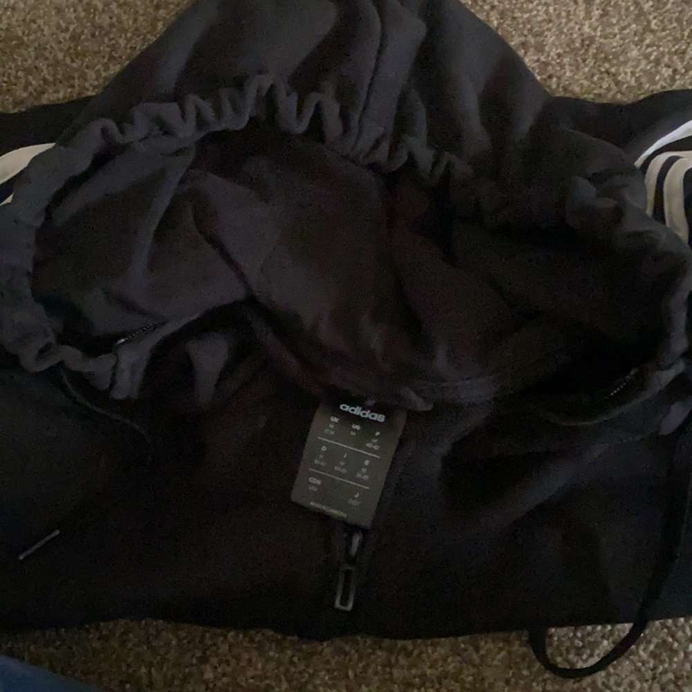 Addis’s zip up - Picture 2 of 5